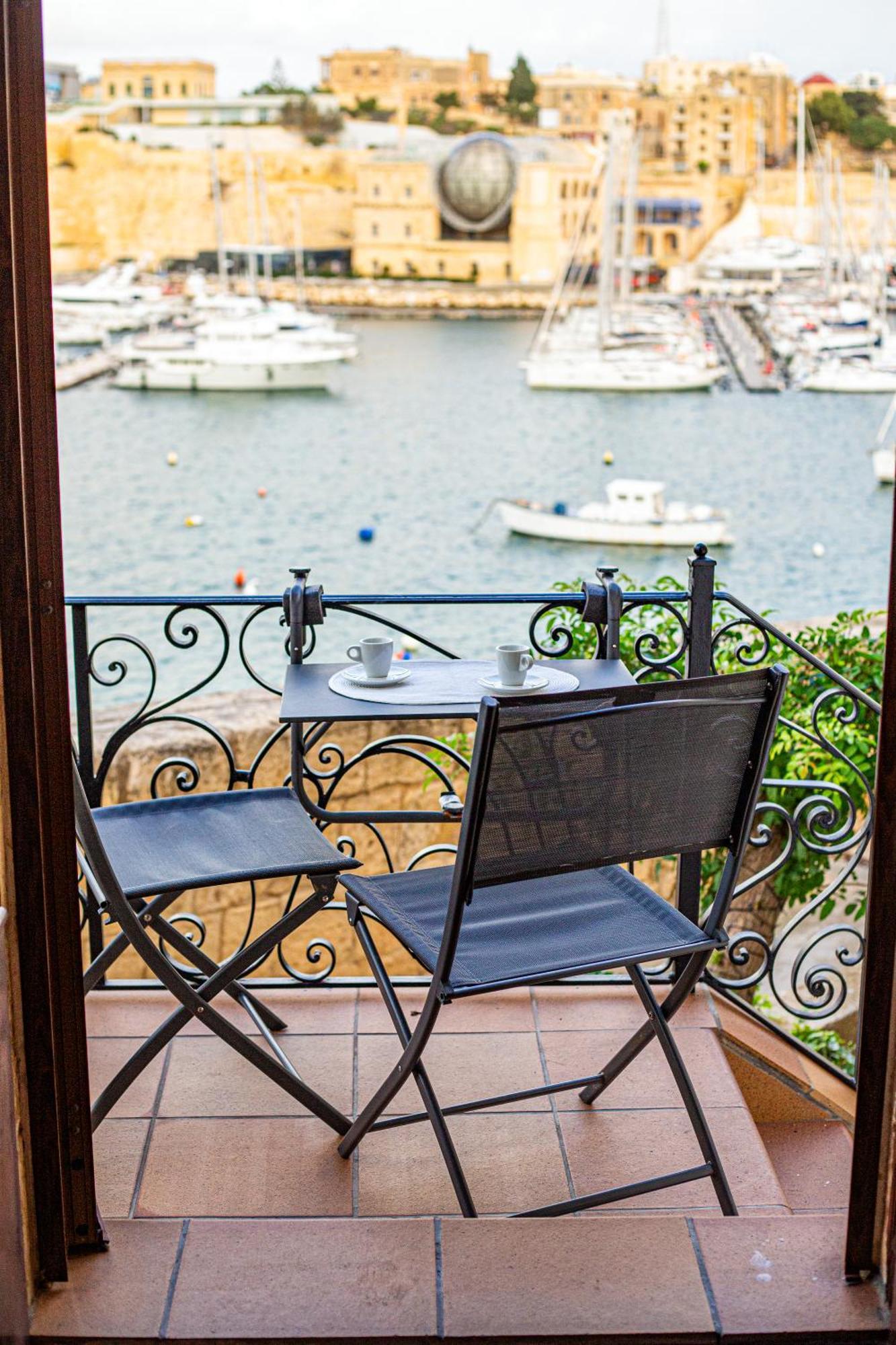 Seagull Birgu - Waterfront Home Buitenkant foto